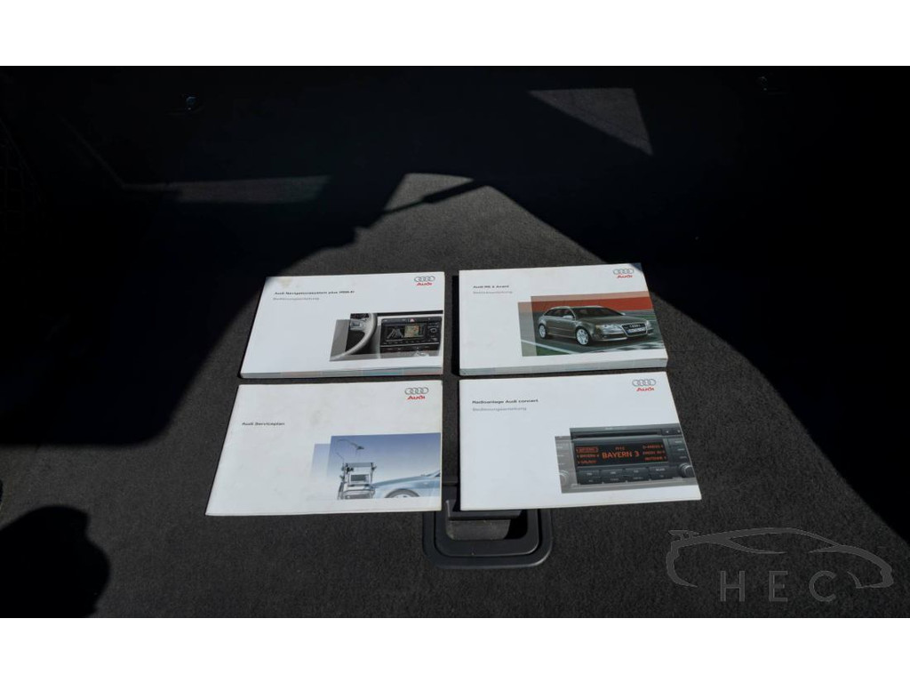 558518121-26.jpg