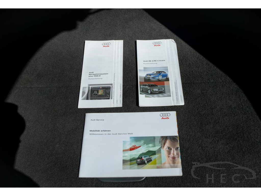 558518121-27.jpg